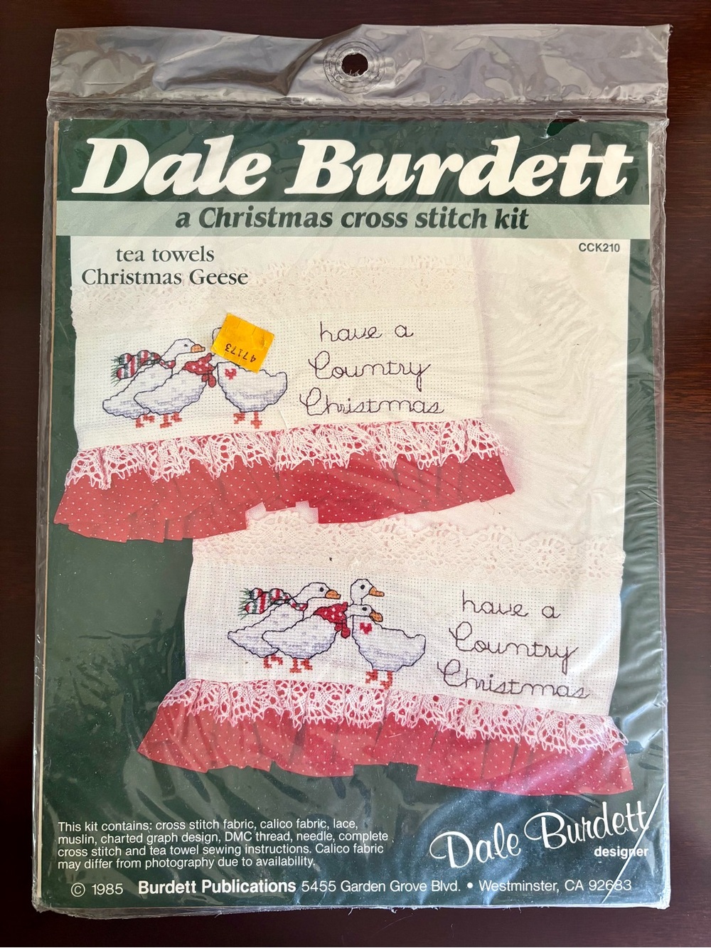 Vintage 1985 Dale Burdett Christmas Geese Cross Stitch Tea Towel Kit NOS